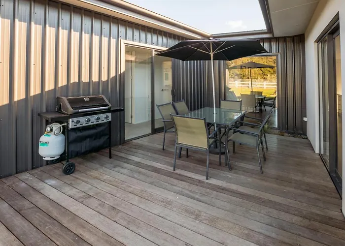 Retreat For Seasons Holiday home